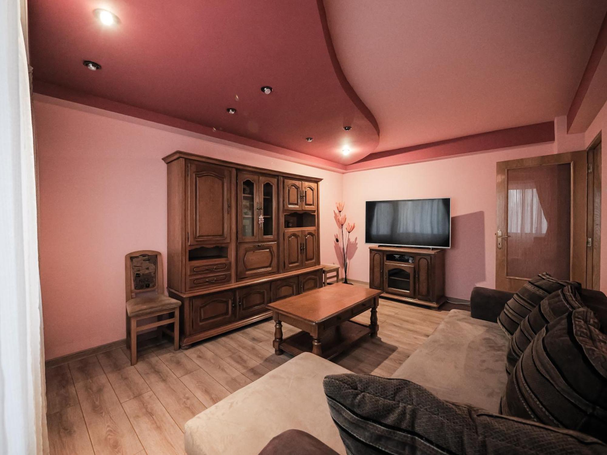 Apartament Centrul Vechi Curtea de Argeş Exterior foto
